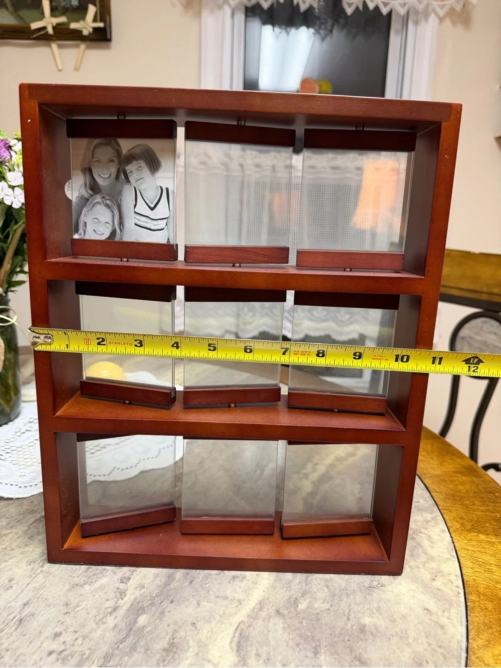 Photo Frame 9 Slots